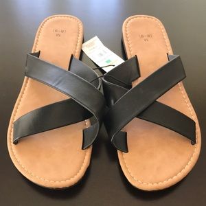 Bobbie Brooks Sandals